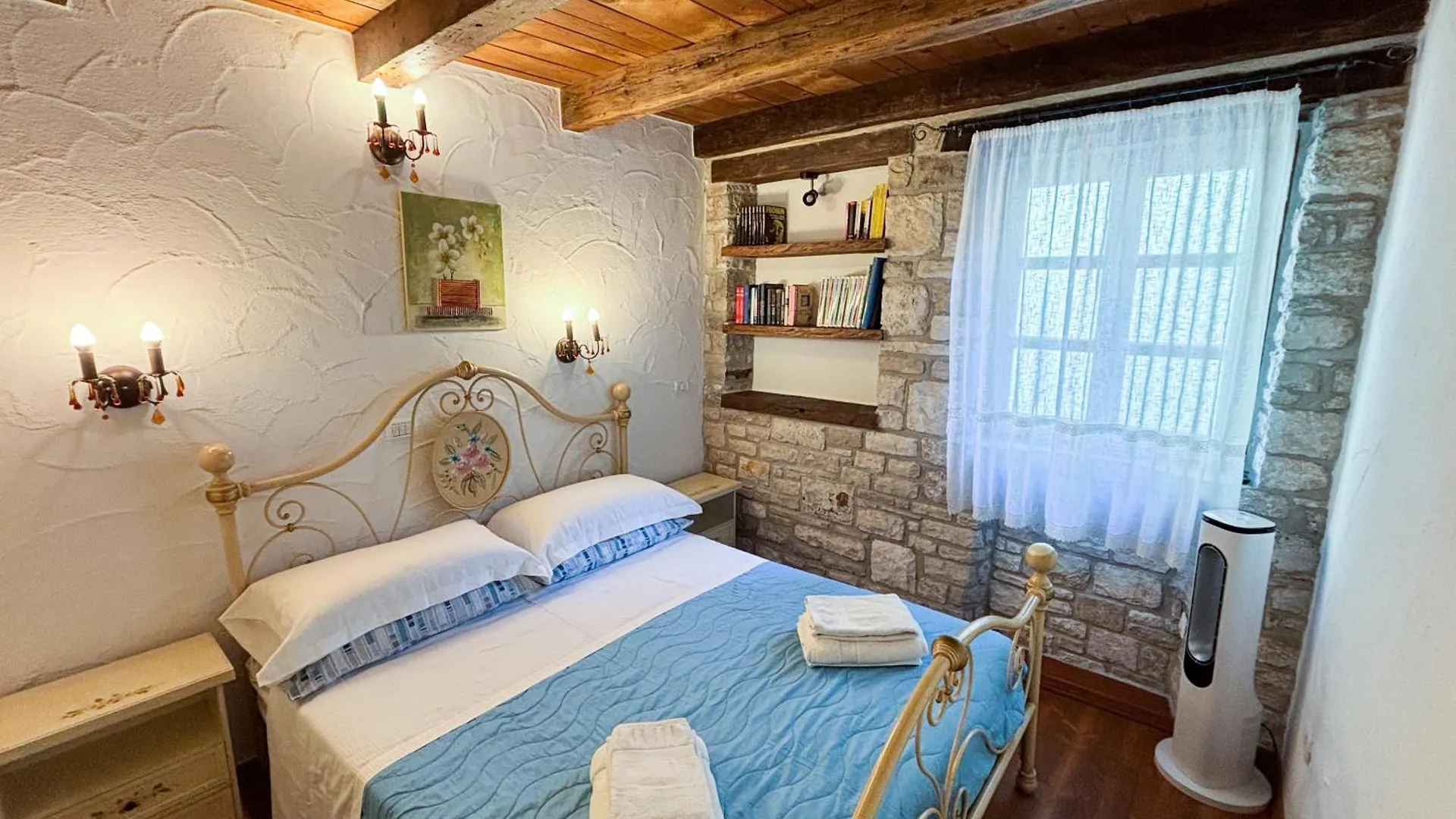 City Center Coastal Escape - Apartments With Sea View Or Cozy Room Novigrad Istria