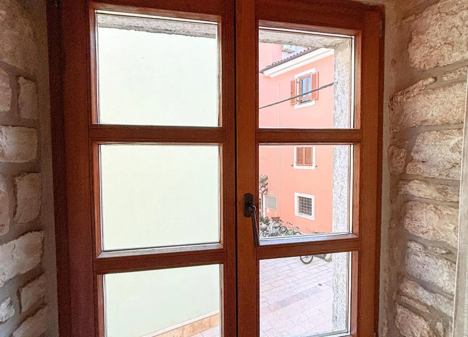 City Center Coastal Escape - Apartments With Sea View Or Cozy Room Novigrad Istria
