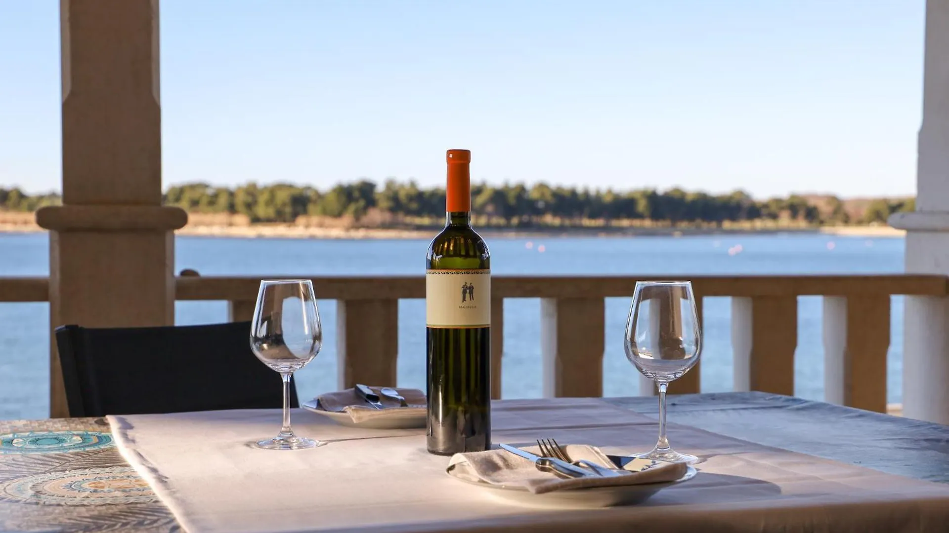 City Center Coastal Escape - Apartments With Sea View Or Cozy Room Novigrad Istria