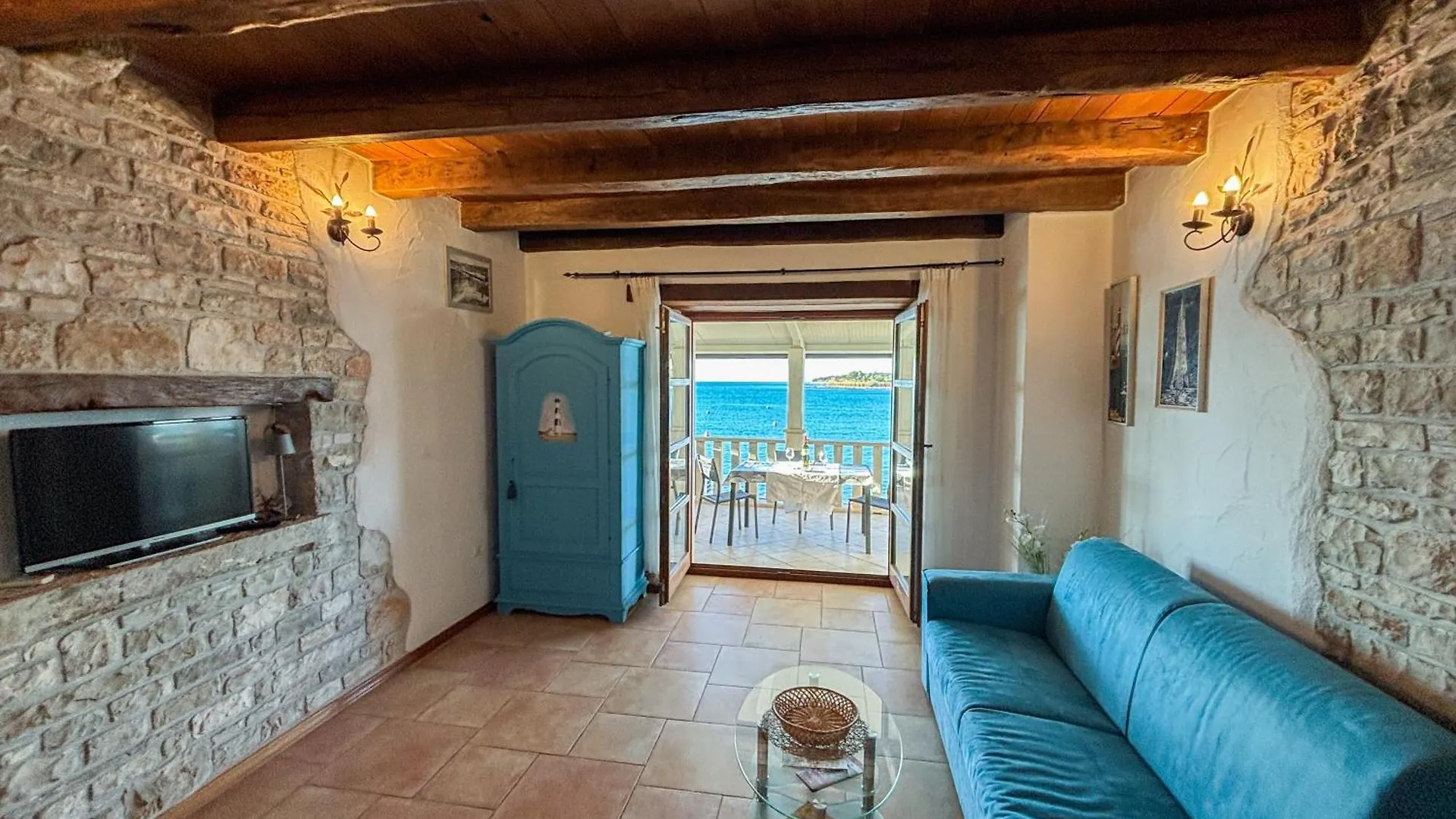 City Center Coastal Escape - Apartments With Sea View Or Cozy Room Novigrad Istria 크로아티아